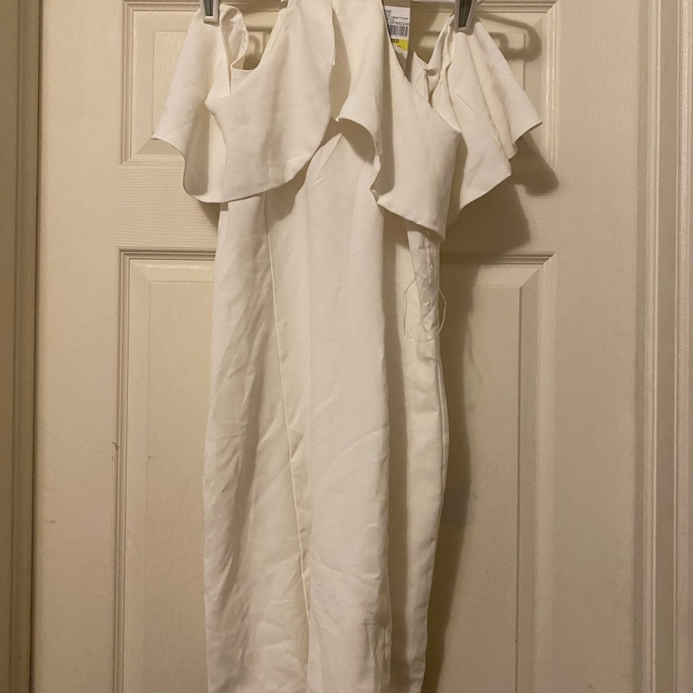 Do+be white open shoulders dress